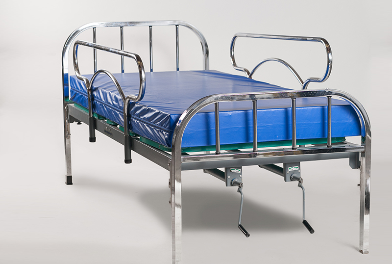 Cama ortopédica manual con colchón